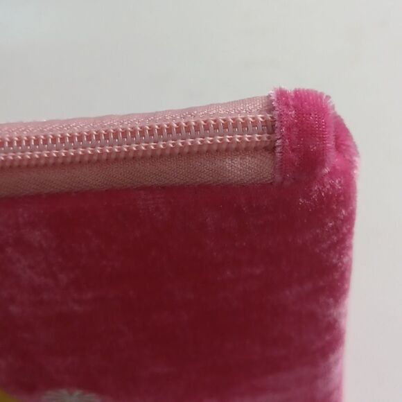 Benefit Womens Makeup Pouch - Picture 11 of 11